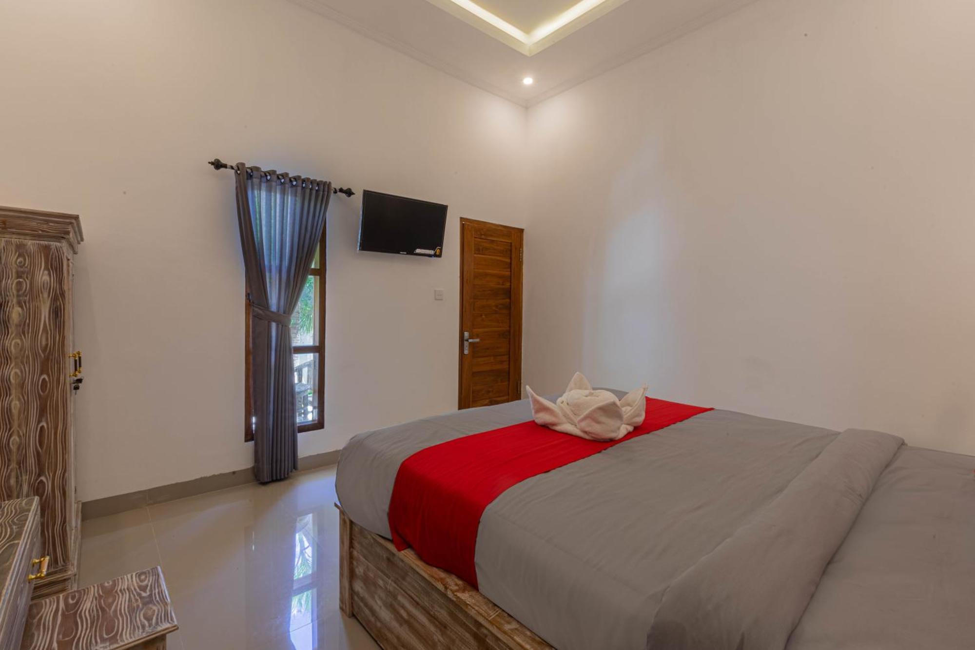 Seven Angels Villa And Hostel Toyapakeh Exterior photo